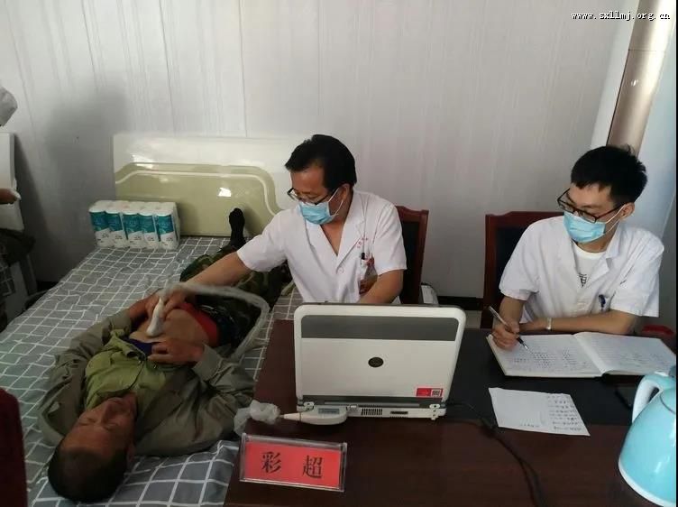 民进吕梁市直医卫支部与离石支部联合开展下乡义诊活动 民进吕梁市直医卫支部与离石支部联合开展下乡义诊活动