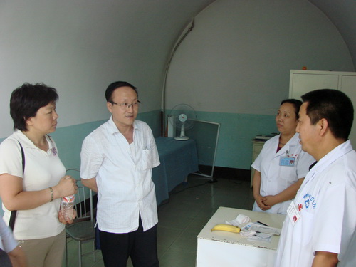 民进吕梁市委组织会员到柳林县薛村义诊 民进吕梁市委组织会员到柳林县薛村义诊
